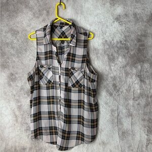Torrid Black and Cream Plaid Tank Top Button Front  Size 3